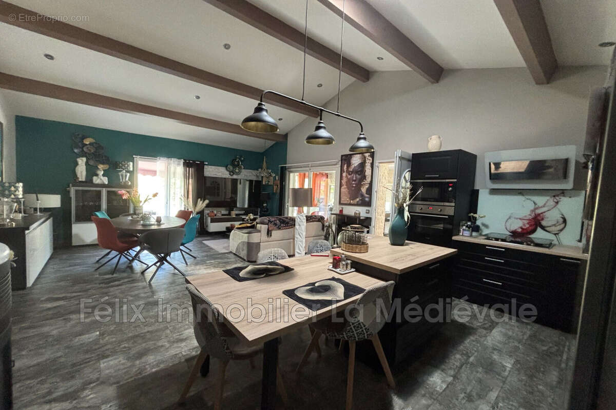 Maison à SARLAT-LA-CANEDA