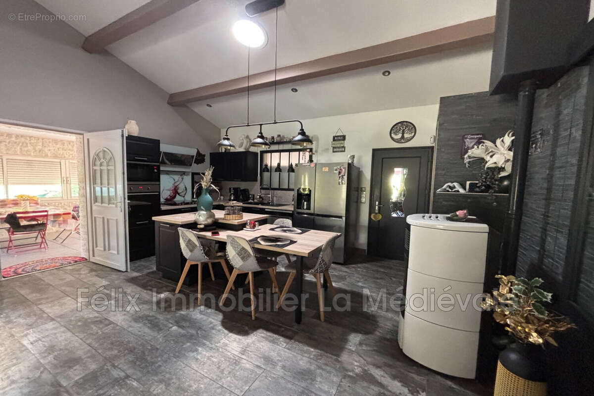 Maison à SARLAT-LA-CANEDA