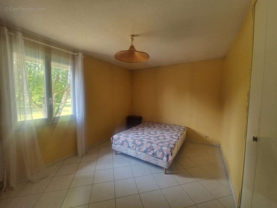 Maison à VERT-EN-DROUAIS