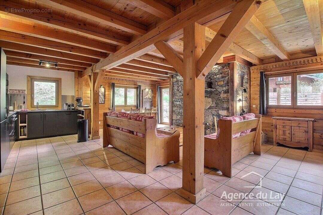 Maison à LES CONTAMINES-MONTJOIE