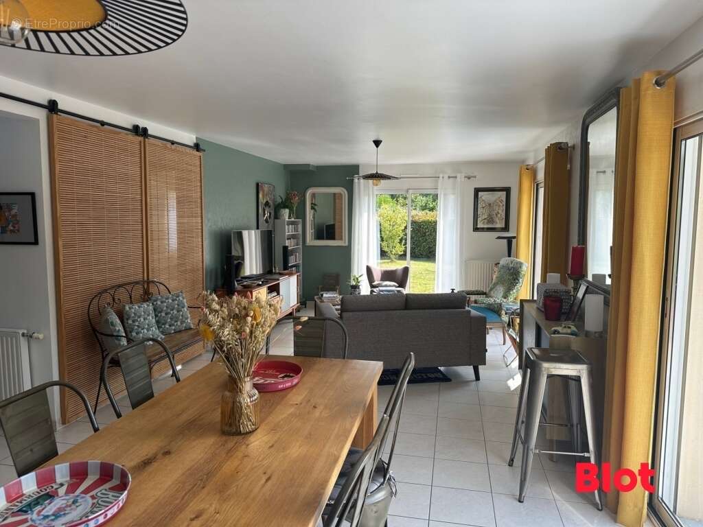 Maison à SAINT-NOLFF