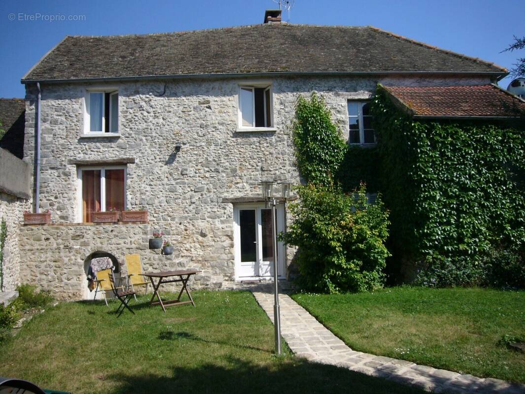 Maison à MILLY-LA-FORET