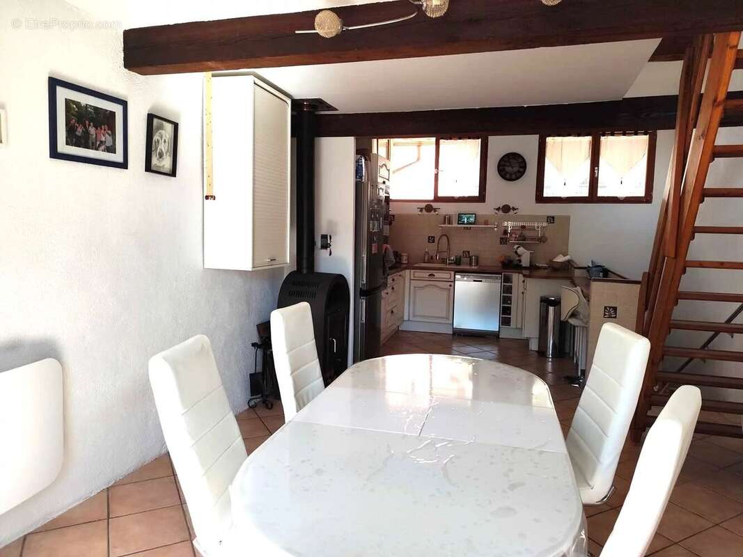 Maison à PUGET-THENIERS