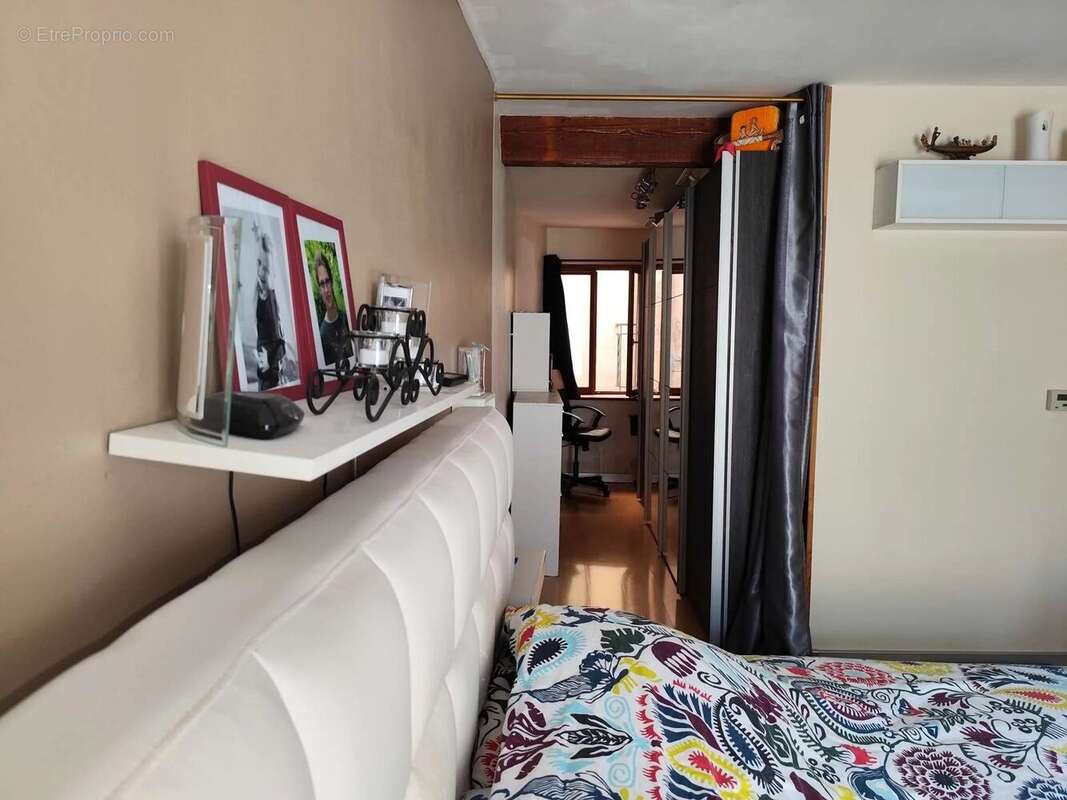 Maison à PUGET-THENIERS