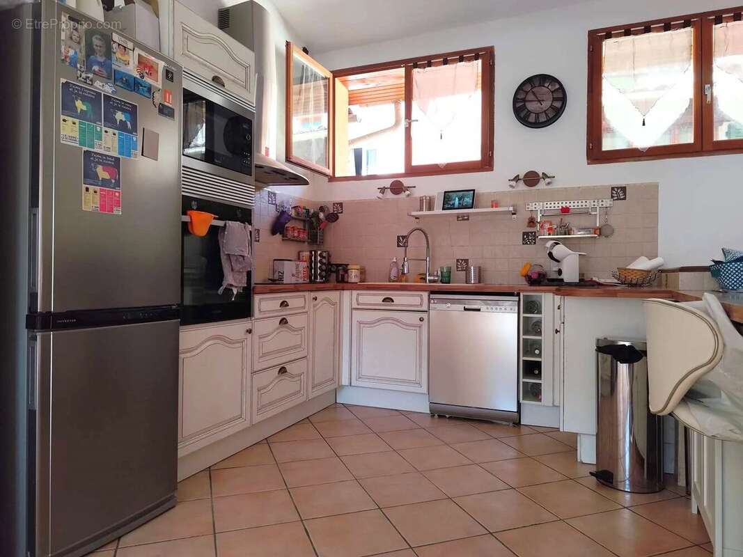 Maison à PUGET-THENIERS