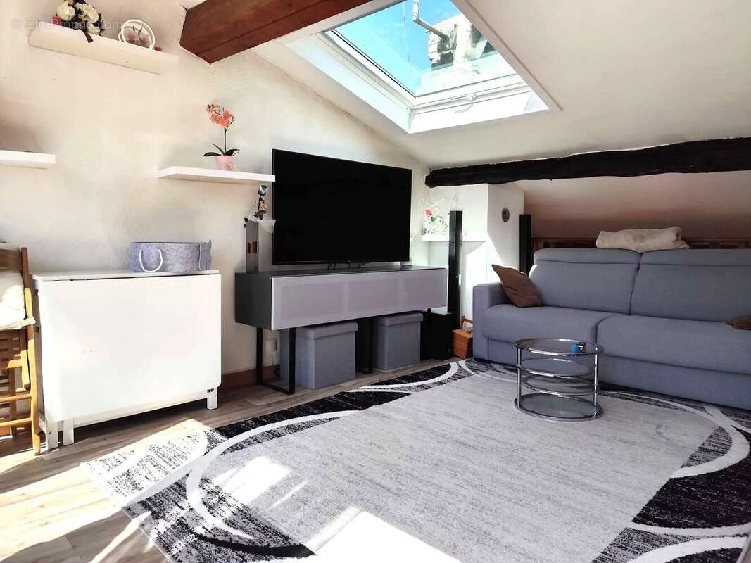 Maison à PUGET-THENIERS