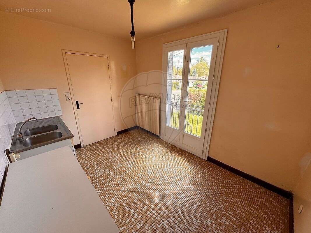 Maison à SANCERGUES