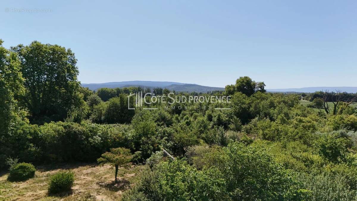 Maison à PERNES-LES-FONTAINES