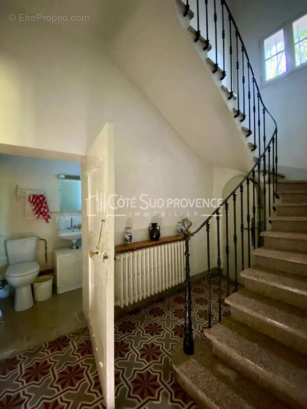 Maison à PERNES-LES-FONTAINES