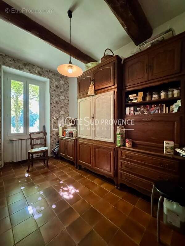 Maison à PERNES-LES-FONTAINES