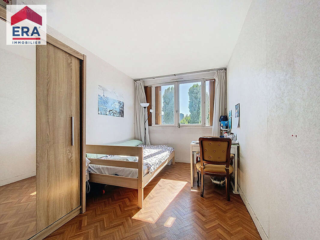 Appartement à IVRY-SUR-SEINE