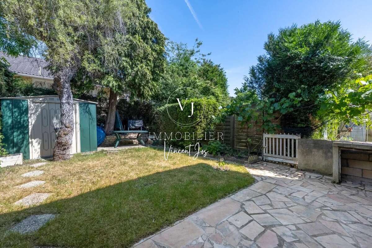 Maison à LES MUREAUX