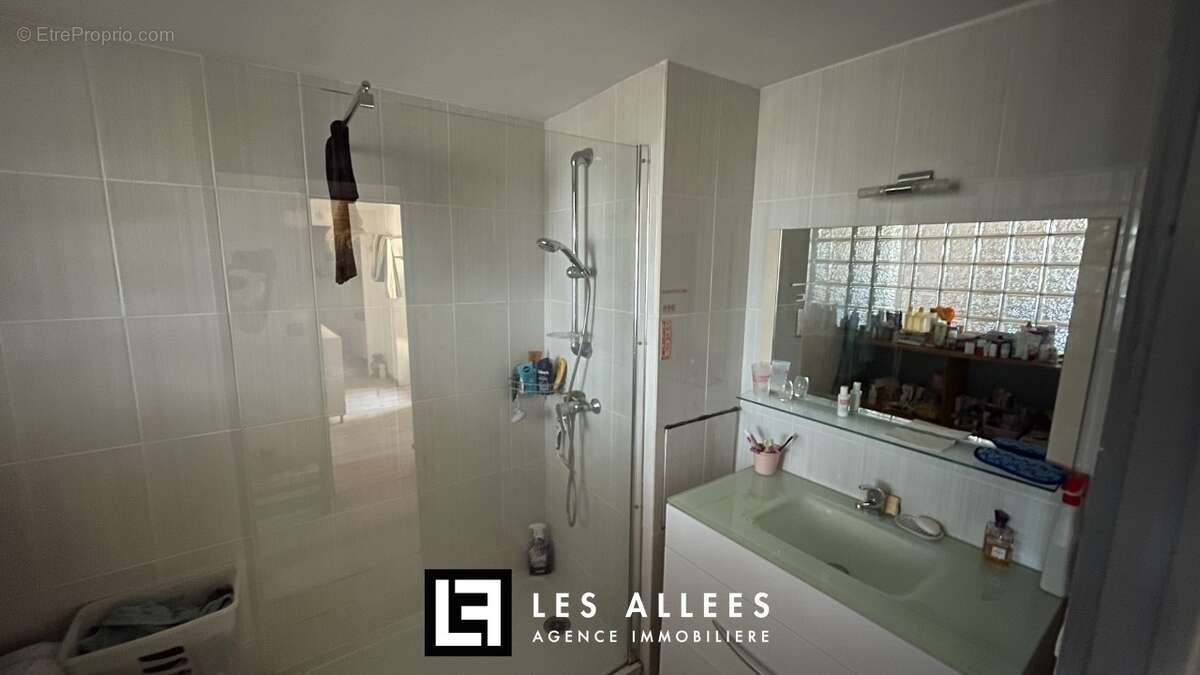 Appartement à TAULIGNAN