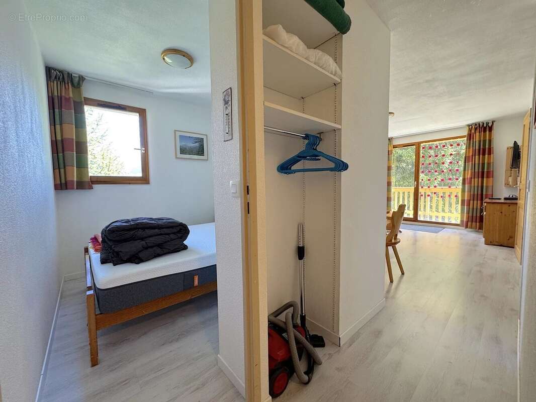 Appartement à AVRIEUX