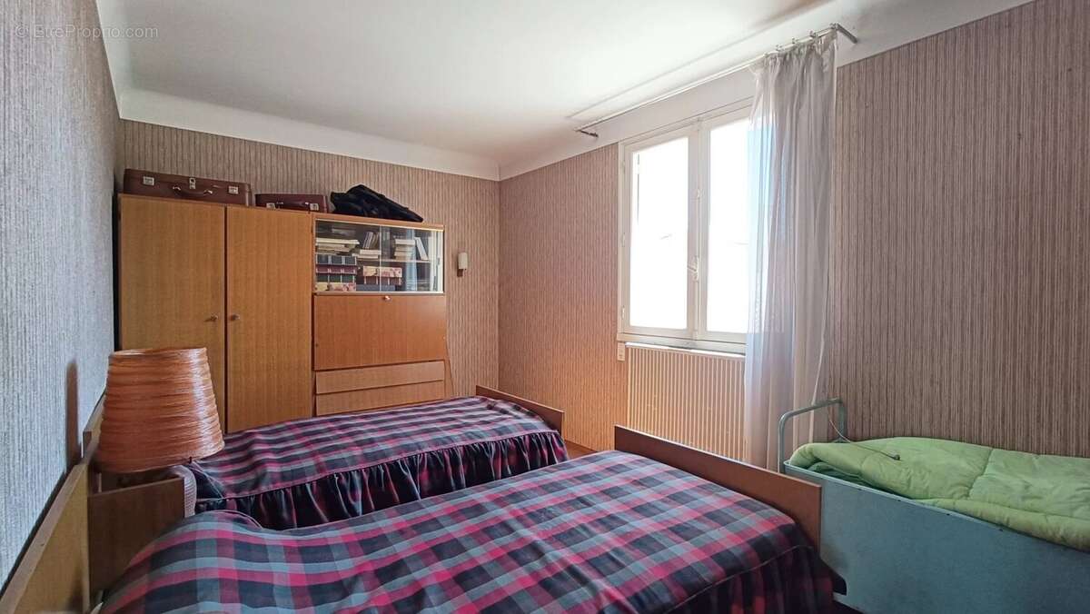 Maison à NEUVILLE-DE-POITOU