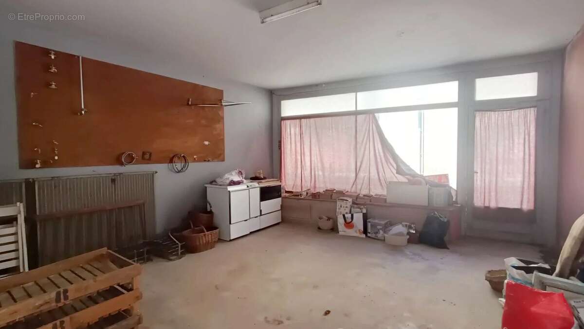 Maison à NEUVILLE-DE-POITOU