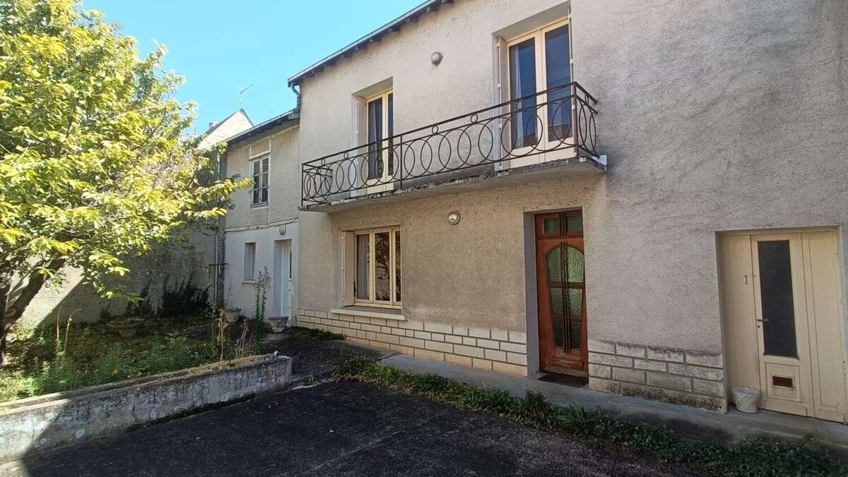 Maison à NEUVILLE-DE-POITOU