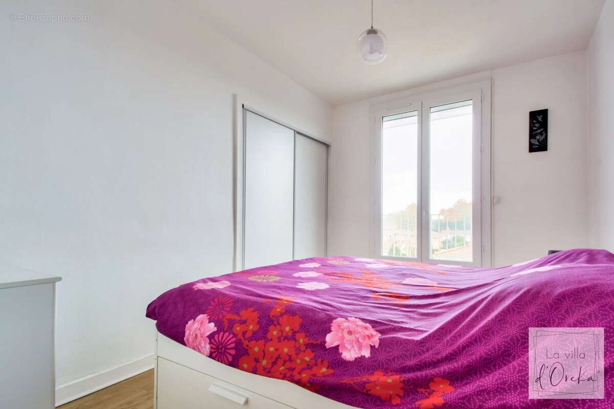 Appartement à VILLENAVE-D&#039;ORNON