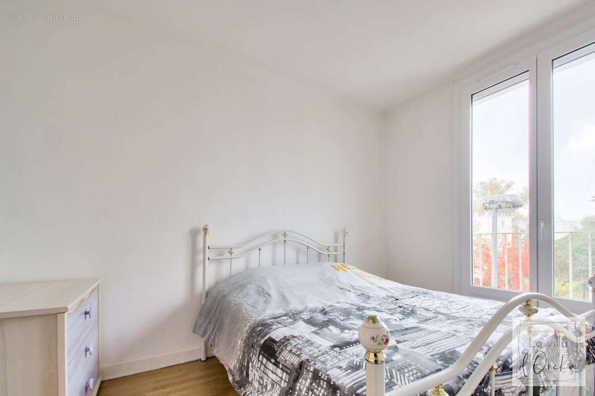 Appartement à VILLENAVE-D&#039;ORNON