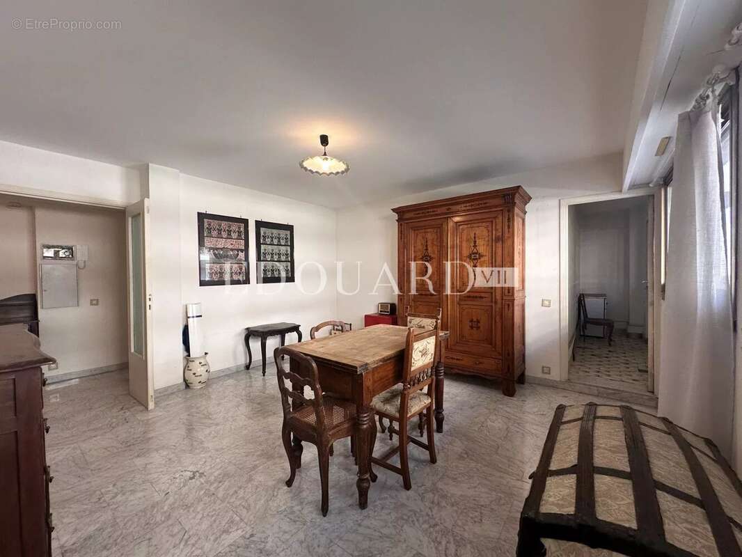 Appartement à MENTON