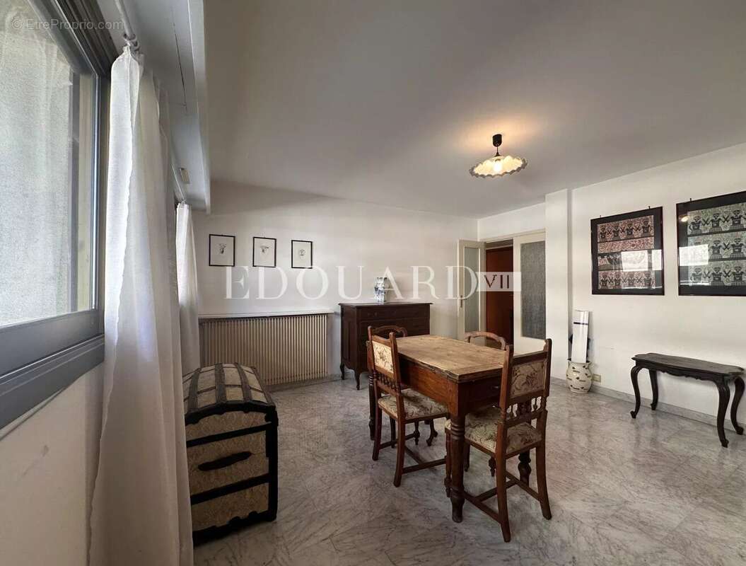 Appartement à MENTON