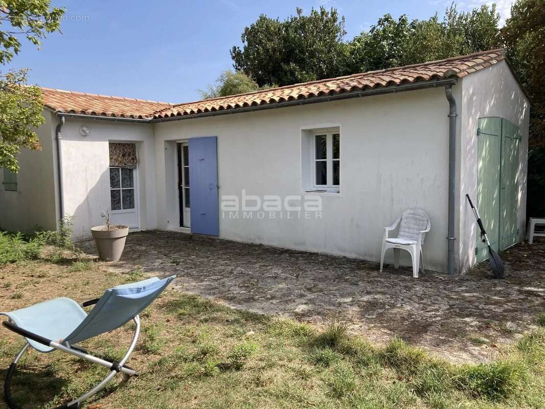 Maison à LES PORTES-EN-RE