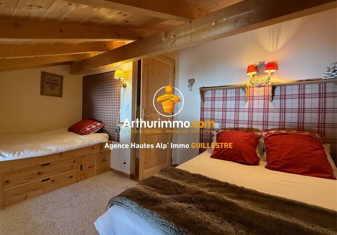 Maison à SAINT-VERAN