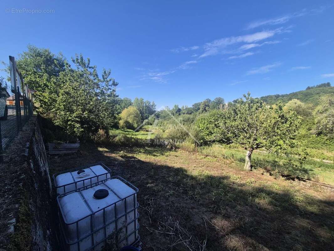 Maison à ECHASSIERES