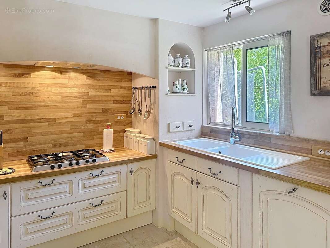 Maison à MOUANS-SARTOUX