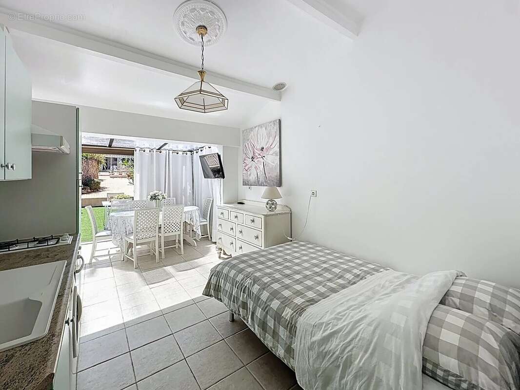 Maison à MOUANS-SARTOUX