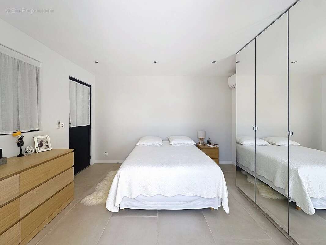 Appartement à LE CANNET