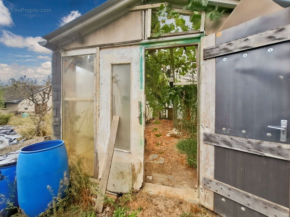 Maison à MONTREUIL-SUR-ILLE