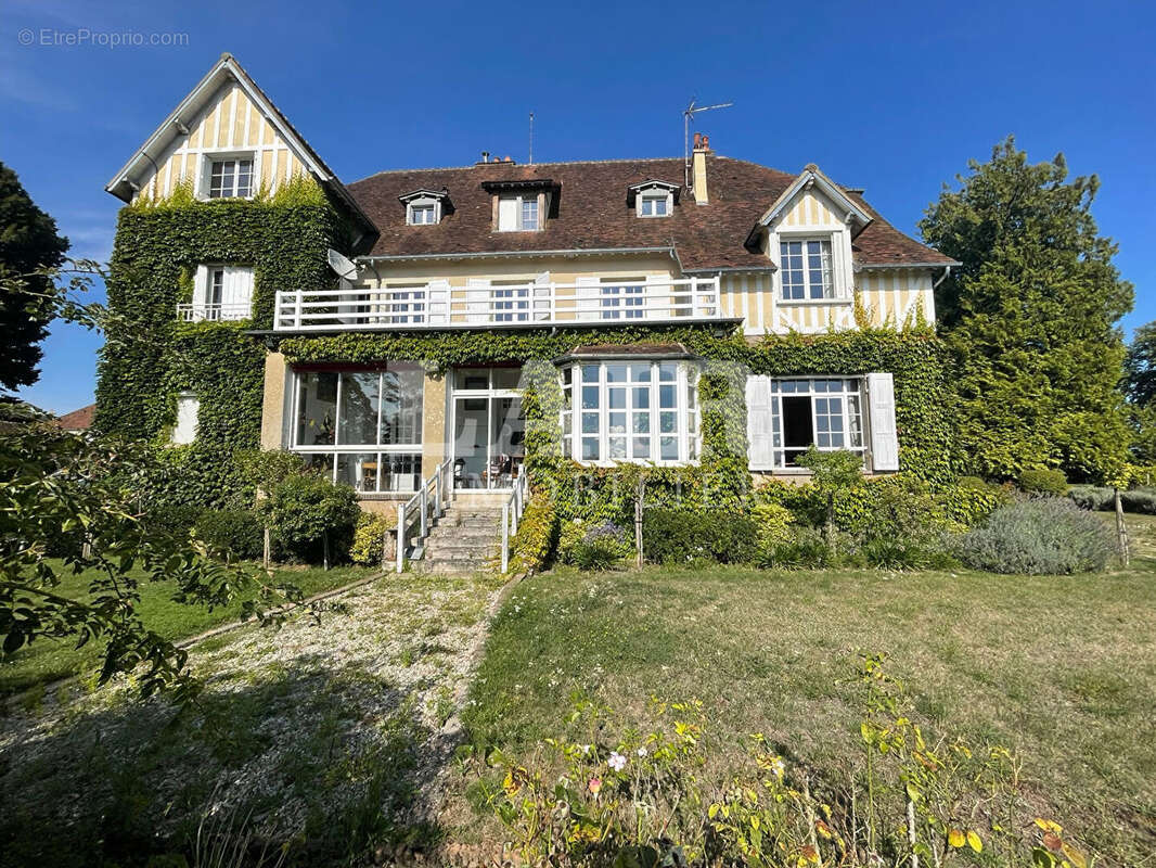 Maison à MORTAGNE-AU-PERCHE