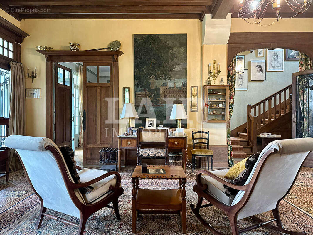 Maison à MORTAGNE-AU-PERCHE