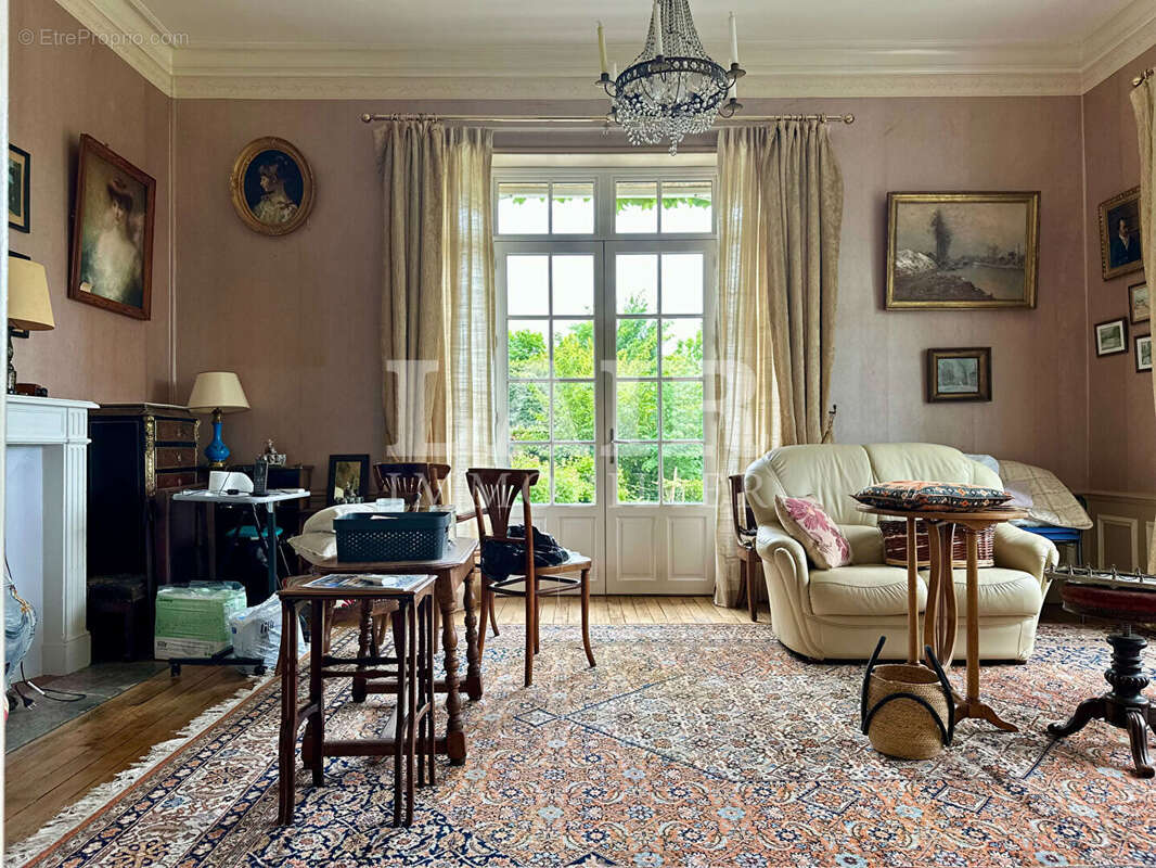 Maison à MORTAGNE-AU-PERCHE