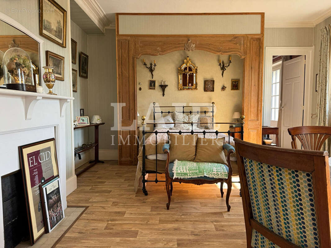 Maison à MORTAGNE-AU-PERCHE