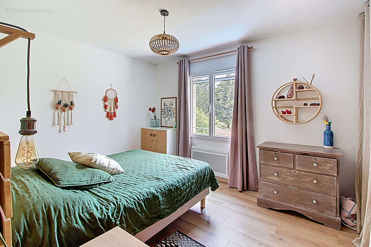 Maison à VILLECROZE