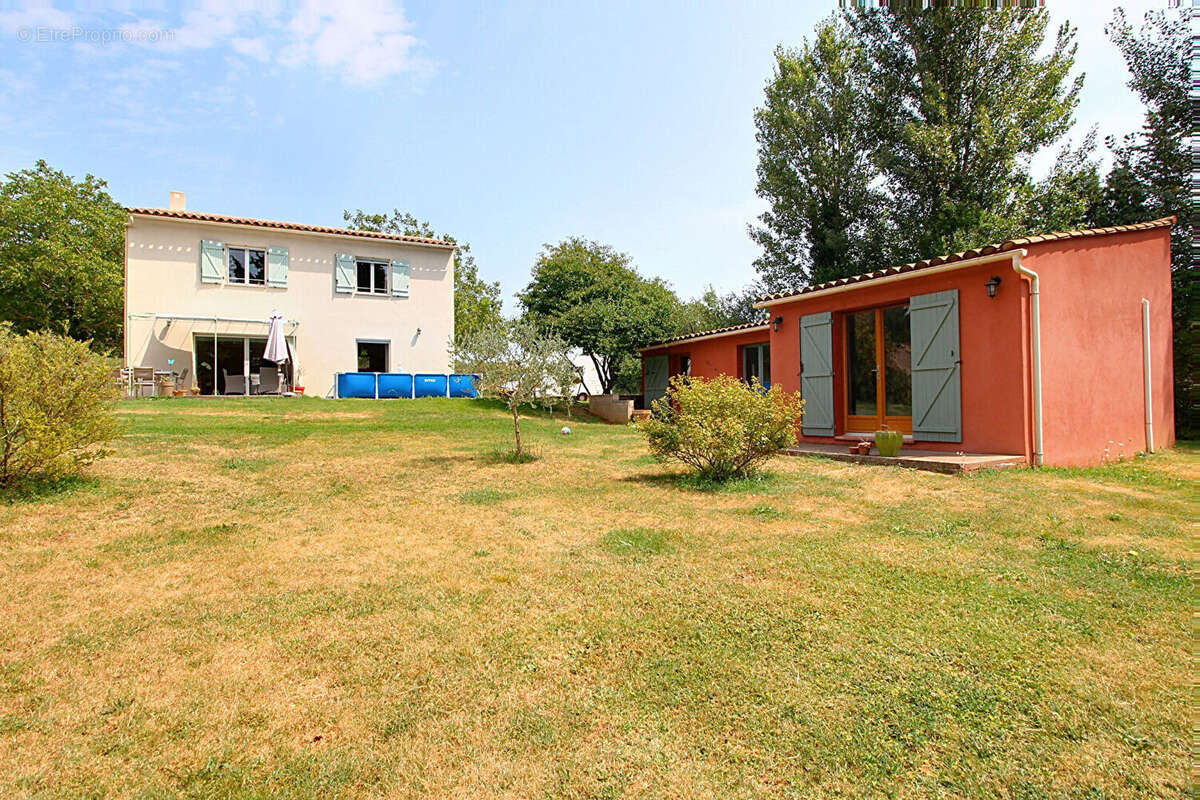 Maison à VILLECROZE