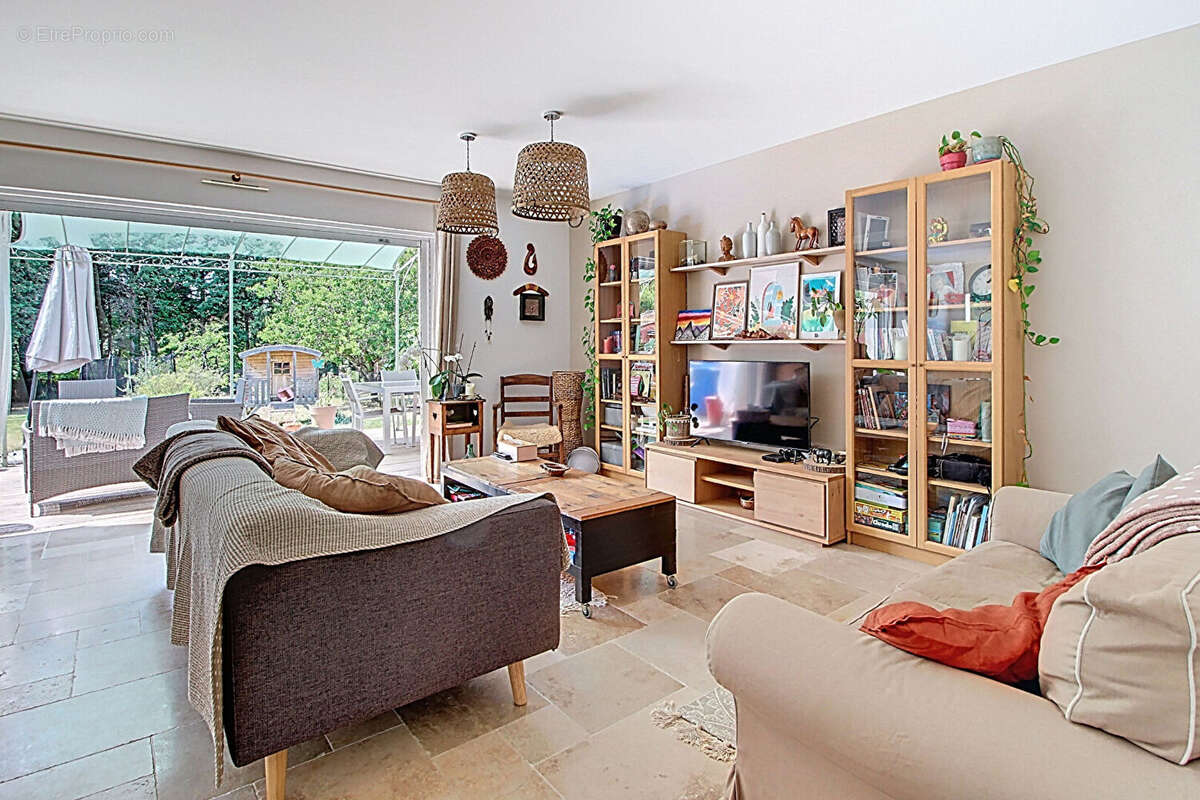 Maison à VILLECROZE