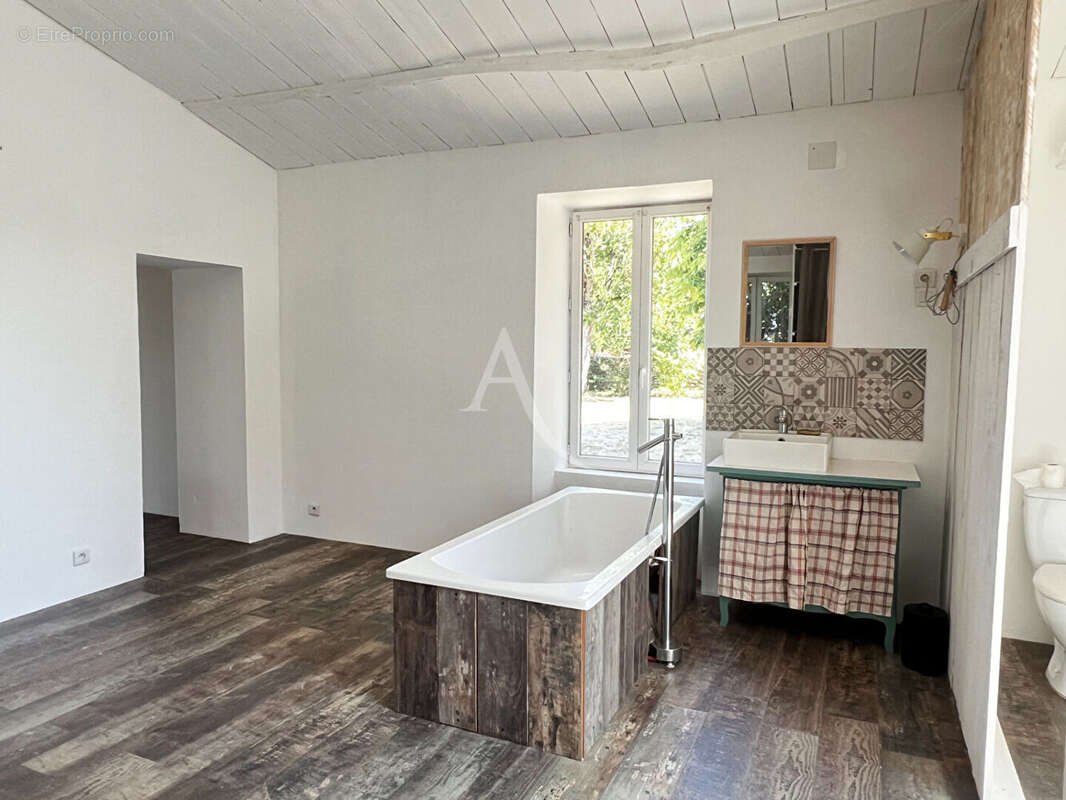 Maison à LA TAILLEE