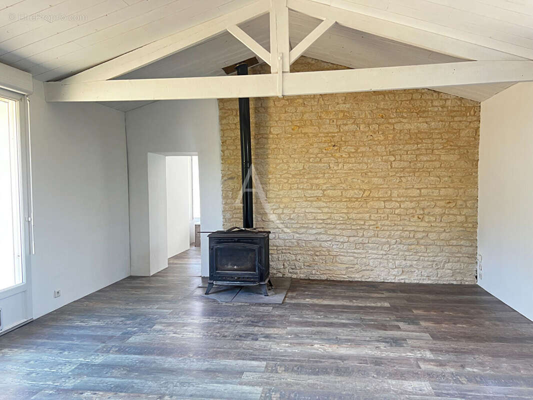 Maison à LA TAILLEE