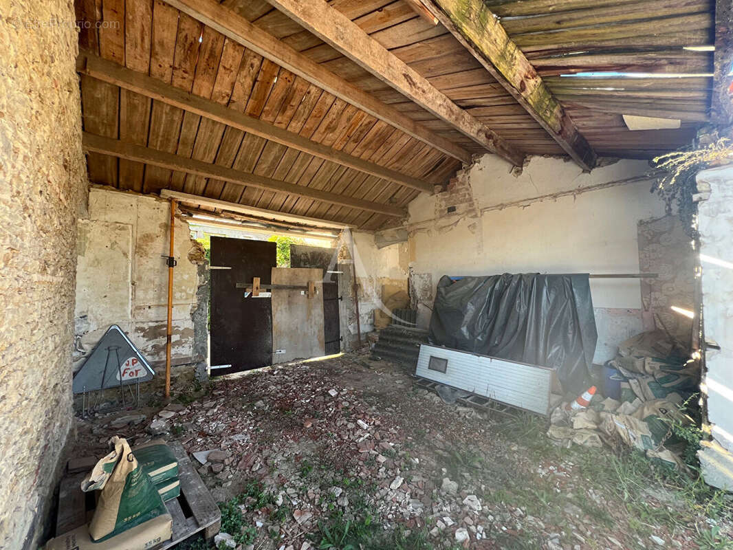 Terrain à TALMONT-SAINT-HILAIRE