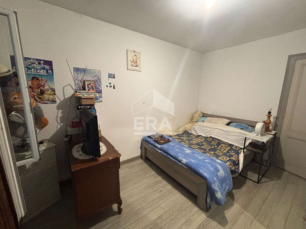 Maison à PRIGNAC-ET-MARCAMPS