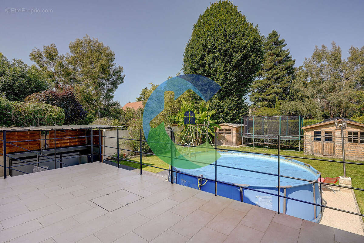 Maison à BALLAINVILLIERS