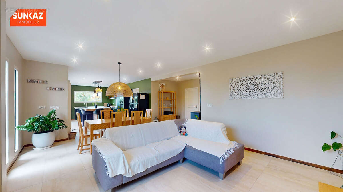 Maison à ENTRE-DEUX