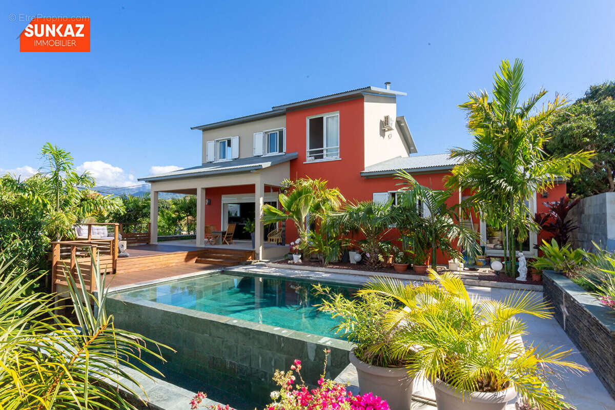 Maison à ENTRE-DEUX