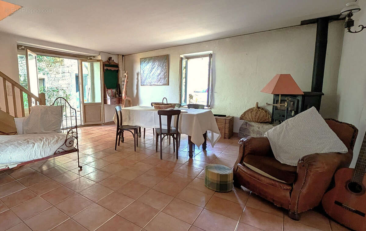 Maison à SAINT-ANTONIN-NOBLE-VAL