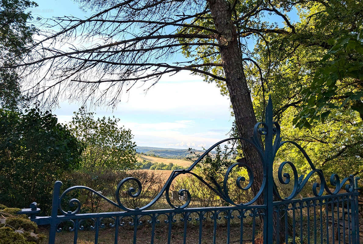 Maison à SAINT-ANTONIN-NOBLE-VAL