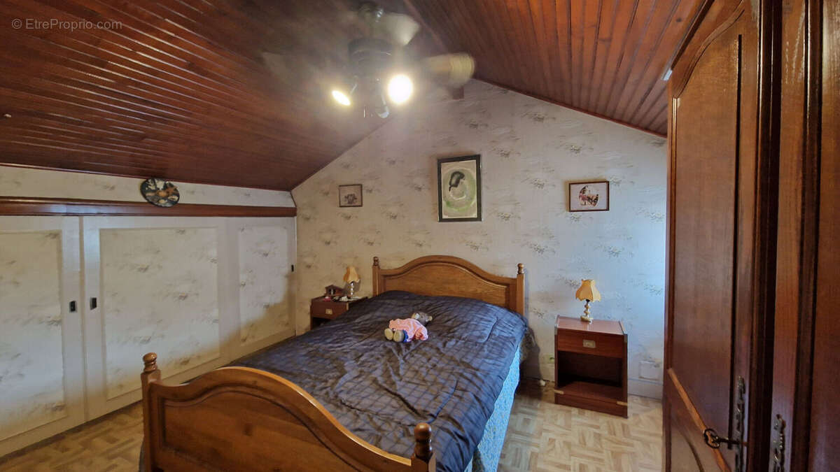 Maison à PARAY-VIEILLE-POSTE