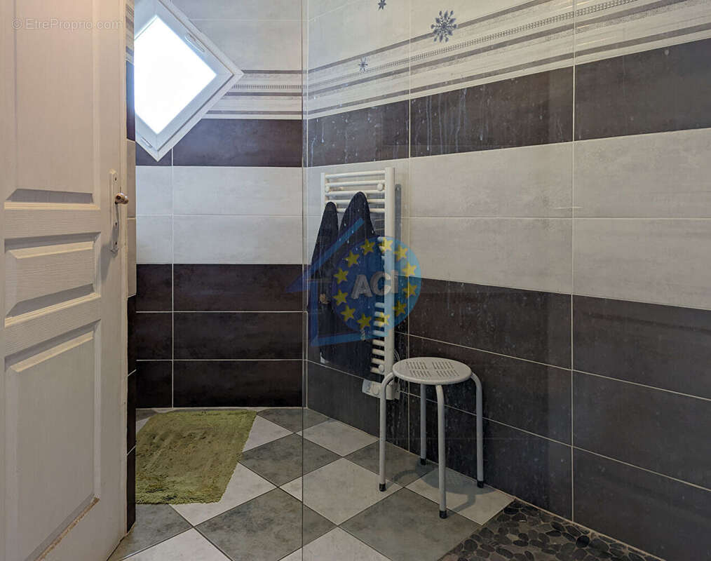 Maison à PERDREAUVILLE